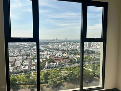 De La Sol, Vietnam De La Sol, Vietnam