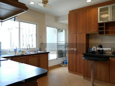 JJ Mansion, Bangkok, Thailand JJ Mansion, Bangkok, Thailand