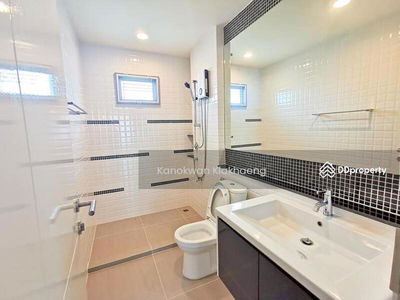 Setthasiri Pattanakarn, Bangkok, Thailand Setthasiri Pattanakarn, Bangkok, Thailand