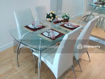 Baan Sathorn Chaopraya, Bangkok, Thailand Baan Sathorn Chaopraya, Bangkok, Thailand