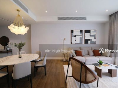 Muniq Langsuan, Bangkok, Thailand Muniq Langsuan, Bangkok, Thailand