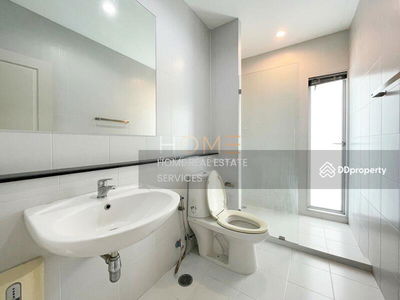 Noble Cube Pattanakarn, Bangkok, Thailand Noble Cube Pattanakarn, Bangkok, Thailand