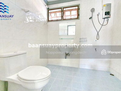 For rent, 2-story detached house with furniture, Ramkhamhaeng Road, near Triam Nom School, Bangkok., Thailand For rent, 2-story detached house with furniture, Ramkhamhaeng Road, near Triam Nom School, Bangkok., Thailand