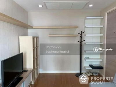 Condolette Ize Ratchathewi, Bangkok, Thailand Condolette Ize Ratchathewi, Bangkok, Thailand