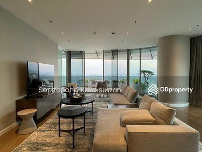 Magnolias Ratchadamri Boulevard, Bangkok, Thailand Magnolias Ratchadamri Boulevard, Bangkok, Thailand