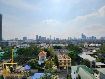 Supalai Place Sukhumvit 39, Bangkok, Thailand Supalai Place Sukhumvit 39, Bangkok, Thailand