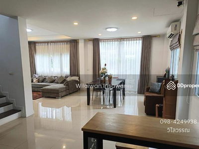 The Living 3 Soi Wat Lat Pla Duk, Nonthaburi, Thailand The Living 3 Soi Wat Lat Pla Duk, Nonthaburi, Thailand