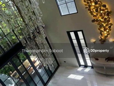 Quarter 31, Bangkok, Thailand Quarter 31, Bangkok, Thailand