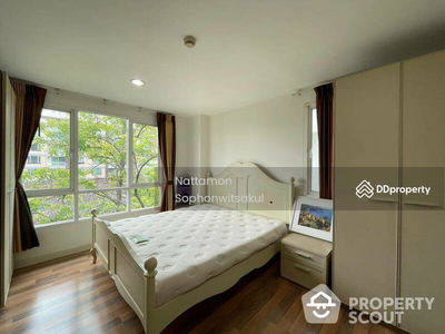 The Silk Phaholyothin-Aree2 condominium, Bangkok, Thailand The Silk Phaholyothin-Aree2 condominium, Bangkok, Thailand