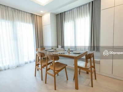 Centro Bangna-Wongwean, Bangkok, Thailand Centro Bangna-Wongwean, Bangkok, Thailand