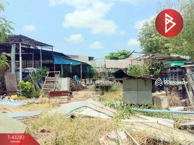 Phra Samut Chedi Warehouse, Samut Prakan, Samut Prakan, Thailand Phra Samut Chedi Warehouse, Samut Prakan, Samut Prakan, Thailand