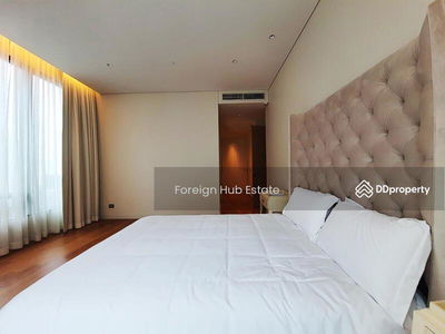 Sindhorn Residence, Bangkok, Thailand Sindhorn Residence, Bangkok, Thailand