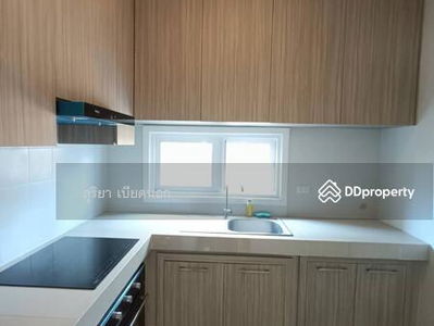 Burasiri Bueng Nong Kot, Khon Kaen, Thailand Burasiri Bueng Nong Kot, Khon Kaen, Thailand