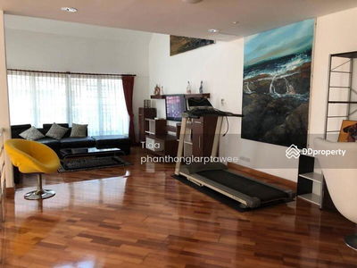 Soi Soonvijai 4, Bangkok, Thailand Soi Soonvijai 4, Bangkok, Thailand