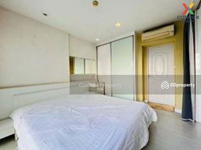 Abstracts Phahonyothin Park, Bangkok, Thailand Abstracts Phahonyothin Park, Bangkok, Thailand