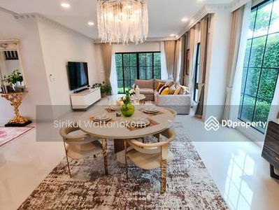 Nantawan Rama 9 New Krungthepkreetha, Bangkok, Thailand Nantawan Rama 9 New Krungthepkreetha, Bangkok, Thailand