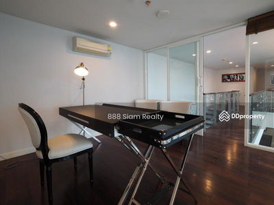 Circle Condominium, Bangkok, Thailand Circle Condominium, Bangkok, Thailand