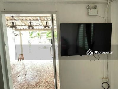 Hotel for rent, house for rent, near walking street Chiang Mai Gate Next to the Chiang Mai moat in Chiang Mai, Phra Singh Subdistrict, Chiang Mai, Thailand Hotel for rent, house for rent, near walking street Chiang Mai Gate Next to the Chiang Mai moat in Chiang Mai, Phra Singh Subdistrict, Chiang Mai, Thailand