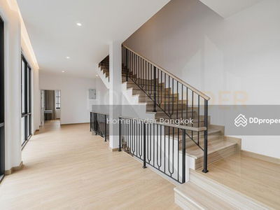 House in Soi Pridi 26, Bangkok, Thailand House in Soi Pridi 26, Bangkok, Thailand