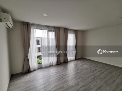 Altitude Kraf Bangna, Samut Prakan, Thailand Altitude Kraf Bangna, Samut Prakan, Thailand