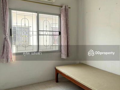 Townhome for rent, The Plus Village, Sriracha Banana Farm. Good location next to the main road, Chon Buri, Thailand Townhome for rent, The Plus Village, Sriracha Banana Farm. Good location next to the main road, Chon Buri, Thailand