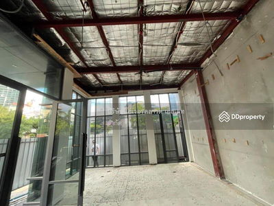 Building for rent jatujak phaholyothin, Bangkok, Thailand Building for rent jatujak phaholyothin, Bangkok, Thailand