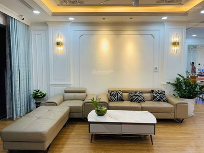 Iris Garden, Vietnam Iris Garden, Vietnam