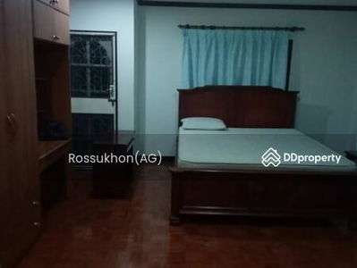 Rangsiya Sukhumvit 103, Bangkok, Thailand Rangsiya Sukhumvit 103, Bangkok, Thailand