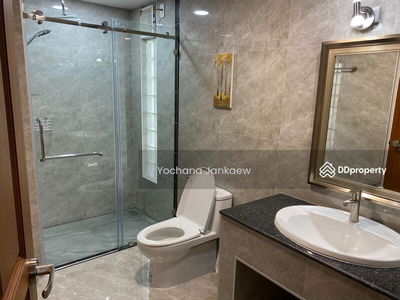 D.S. Tower 1 Sukhumvit 33, Bangkok, Thailand D.S. Tower 1 Sukhumvit 33, Bangkok, Thailand