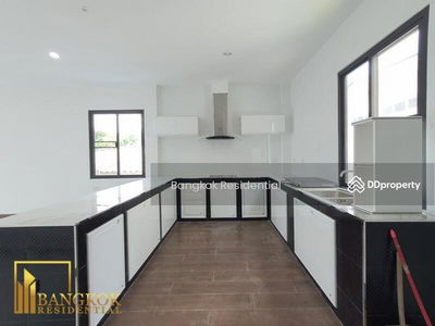 5 Bedroom House in Sukhumvit 71, Phra Khanong, Bangkok, Thailand 5 Bedroom House in Sukhumvit 71, Phra Khanong, Bangkok, Thailand