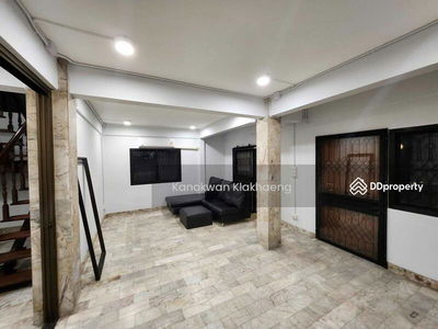 Detached house Sukhumvit BTS Bang Chak Detached house Sukhumvit BTS Bang Chak, Bangkok, Thailand Detached house Sukhumvit BTS Bang Chak Detached house Sukhumvit BTS Bang Chak, Bangkok, Thailand