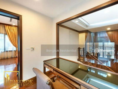 House in Compound, Bangkok, Thailand House in Compound, Bangkok, Thailand