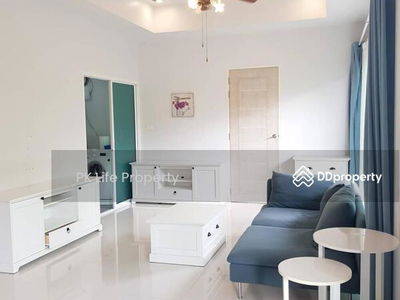 Gehäuse In Kathu, Thailand Gehäuse In Kathu, Thailand