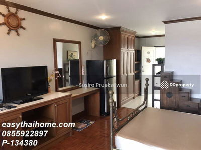 Country Complex Bangna, Bangkok, Thailand Country Complex Bangna, Bangkok, Thailand