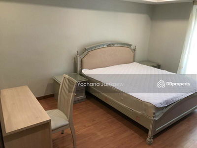 Royal Castle Sukhumvit, Bangkok, Thailand Royal Castle Sukhumvit, Bangkok, Thailand