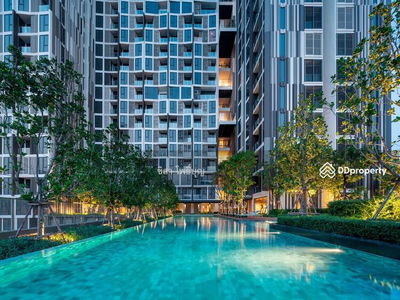 The Line Phahon-Pradipat, Bangkok, Thailand The Line Phahon-Pradipat, Bangkok, Thailand