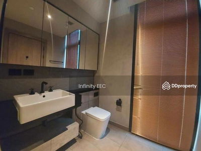 Condo for rent, The lofta Asoke, convenient travel, next to MRT Phetchaburi, decorated with furniture, Bangkok, Thailand Condo for rent, The lofta Asoke, convenient travel, next to MRT Phetchaburi, decorated with furniture, Bangkok, Thailand