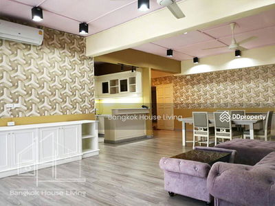 Supha Maison, Bangkok, Thailand Supha Maison, Bangkok, Thailand