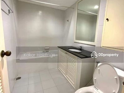 Supalai Place Sukhumvit 39, Bangkok, Thailand Supalai Place Sukhumvit 39, Bangkok, Thailand