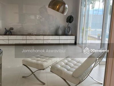 Panya Pattanakarn Village, Bangkok, Thailand Panya Pattanakarn Village, Bangkok, Thailand