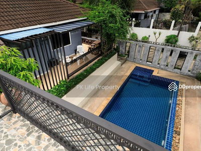 Gehäuse In Ban Ratsada, Thailand Gehäuse In Ban Ratsada, Thailand