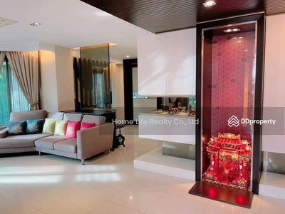 Nonthaburi, Nonthaburi, Thailand Nonthaburi, Nonthaburi, Thailand