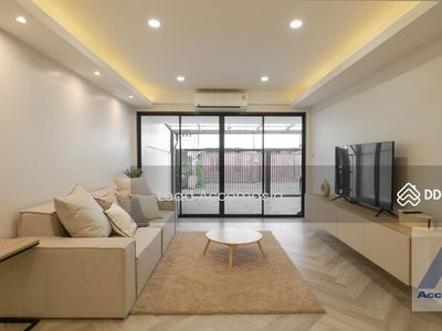 3 Bedrooms Townhouse for Sale and Rent in Sukhumvit, Bangkok near BTS Phra khanong (AA33050), Bangkok, Thailand 3 Bedrooms Townhouse for Sale and Rent in Sukhumvit, Bangkok near BTS Phra khanong (AA33050), Bangkok, Thailand