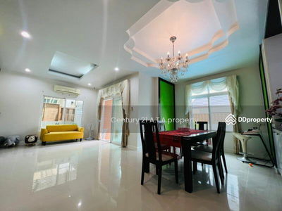 The Boulevard Sriracha, Chon Buri, Thailand The Boulevard Sriracha, Chon Buri, Thailand