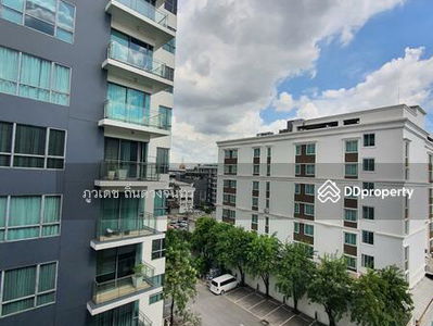 Whizdom@Punnawithi Station, Bangkok, Thailand Whizdom@Punnawithi Station, Bangkok, Thailand