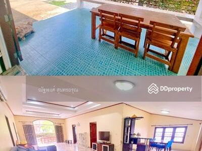 Khao Laem Ya-Mu Koh Samet (2.5 km.), Ban Phe Fresh Market (5.5 km.), Mae Ramphueng Beach, Rayong, Thailand Khao Laem Ya-Mu Koh Samet (2.5 km.), Ban Phe Fresh Market (5.5 km.), Mae Ramphueng Beach, Rayong, Thailand