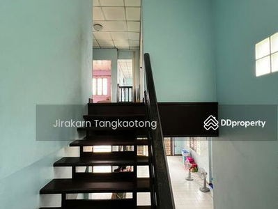 Prachachuen Village, Nonthaburi, Thailand Prachachuen Village, Nonthaburi, Thailand