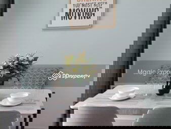 Life One Wireless, Bangkok, Thailand Life One Wireless, Bangkok, Thailand