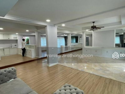 Ladawan Srinakarin, Samut Prakan, Thailand Ladawan Srinakarin, Samut Prakan, Thailand