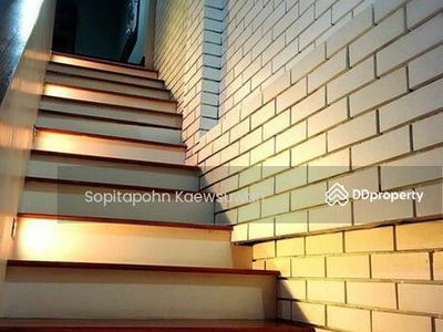 10500, Bangkok, Thailand 10500, Bangkok, Thailand